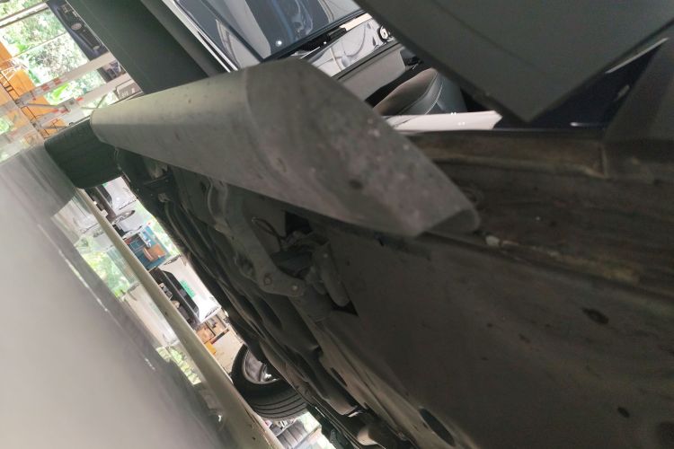 大众 途昂 2023款 530 V6 四驱尊崇旗舰版局部细节9001