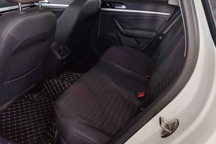 大众 朗逸 2023款 280TSI DSG星空满逸版中控内饰7004