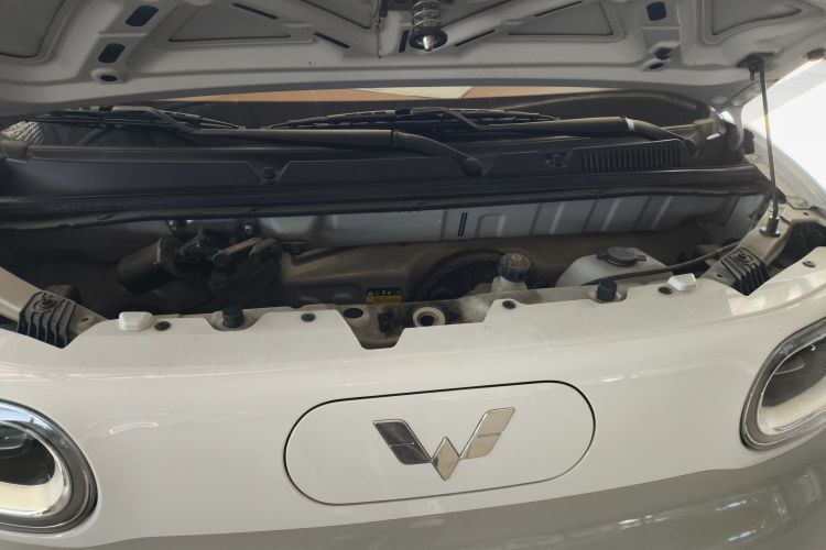 五菱汽车 宏光MINIEV 2024款 第三代 215km 青春版机舱底盘24