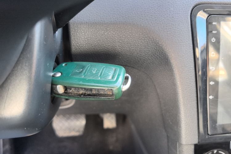 大众 宝来 2014款 1.6L 自动舒适型中控内饰11