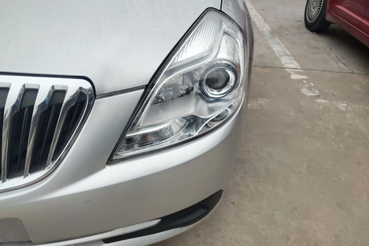 别克 凯越 2015款 1.5L 自动经典型局部细节36