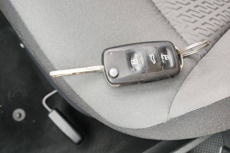 大众 朗行 2013款 1.6L 自动风尚型中控内饰11