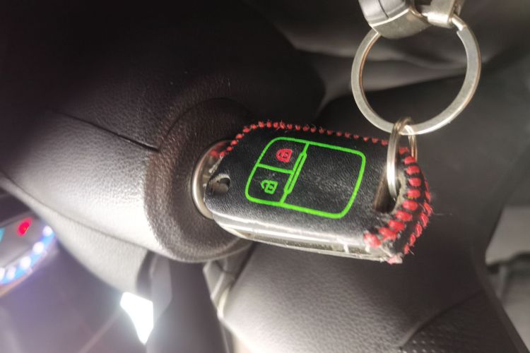 雪佛兰 创酷 2016款 1.4T 自动两驱舒适天窗版中控内饰11