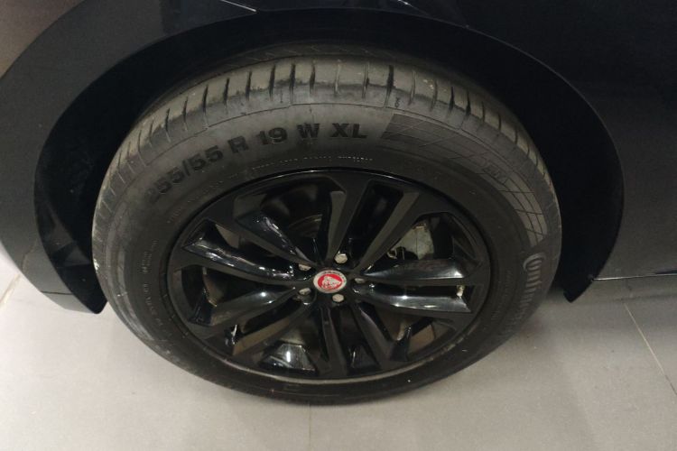 捷豹F-PACE 2020款 2.0T 赛旗版车身外观6007