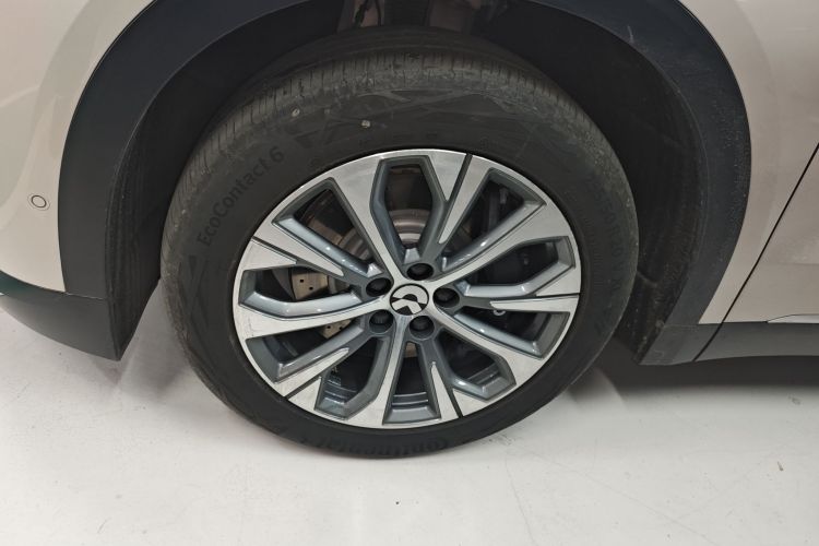 蔚来ES8 2023款 75kWh 行政版车身外观6007