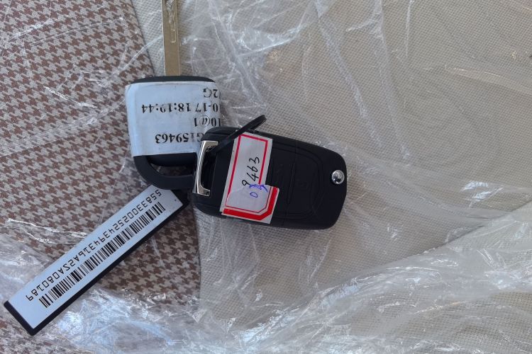 五菱汽车 宏光MINIEV 2024款 第三代 215km 青春版中控内饰7001