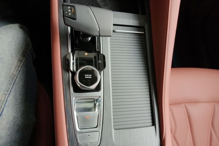 长安CS75 PLUS 2024款 第三代 冠军版 1.5T 智驾劲航型局部细节18