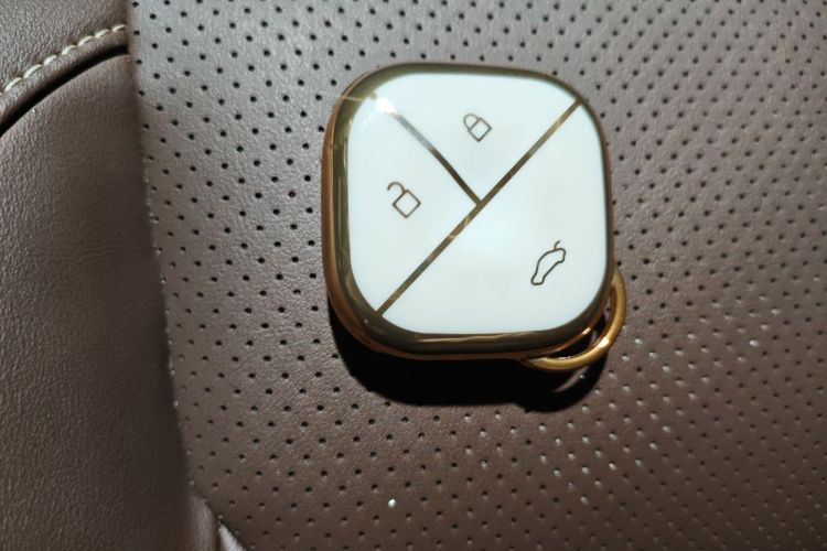 五菱汽车 五菱缤果 2023款 333km 悦享+款中控内饰7001