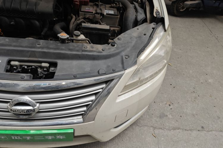 日产 轩逸 2012款 1.6XL CVT豪华版局部细节9007