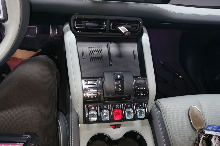 方程豹 豹5 2023款 领航版中控内饰18