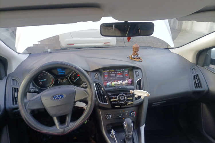 福特 福克斯 2015款 两厢 1.6L 自动舒适型中控内饰12