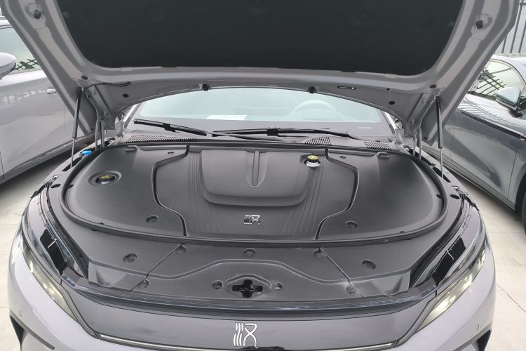 比亚迪 汉 2025款 EV 701KM激光雷达智驾型机舱底盘24