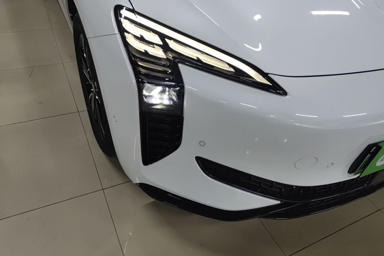 红旗EH7 2024款 690 Pro车身外观8