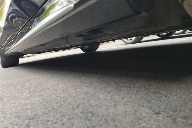 奔驰C级 2021款 C 260 L 运动版局部细节9002