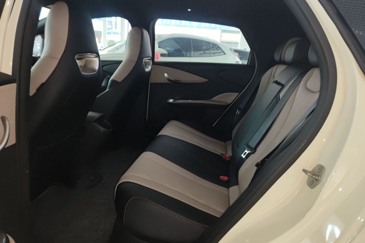 比亚迪 海豚 2023款 420km 时尚版中控内饰21