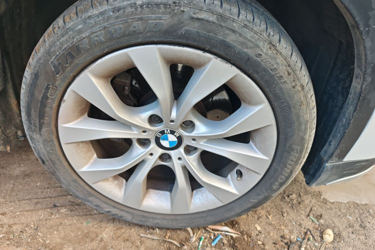 宝马X1 2014款 sDrive18i 时尚型车身外观6007