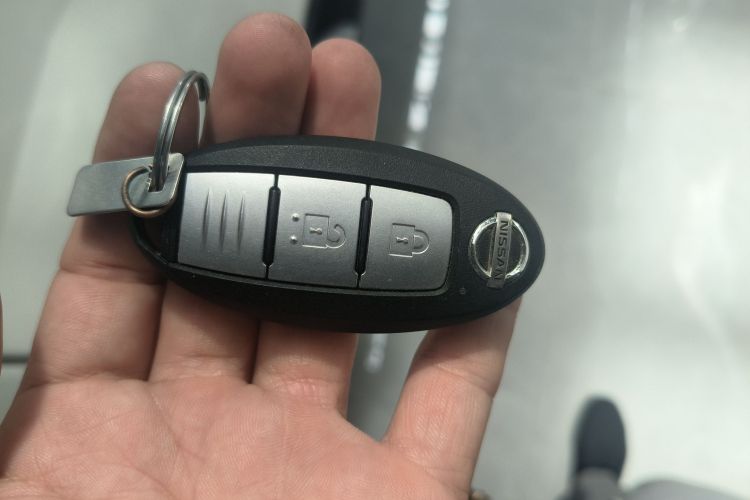 日产 奇骏 2023款 经典 2.0L 两驱智联臻享版中控内饰7001