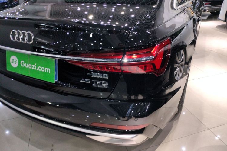 奥迪A6L 2024款 45 TFSI quattro 臻选动感型车身外观6006