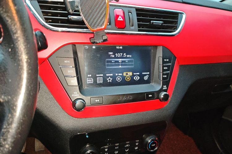 江汽集团 瑞风S2 2015款 1.5L CVT豪华智能型中控内饰16