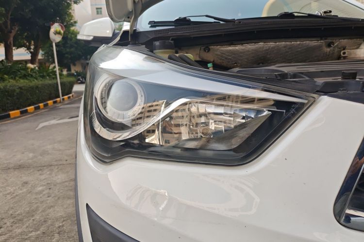 海马S5 2015款 1.5T CVT旗舰型车身外观6006