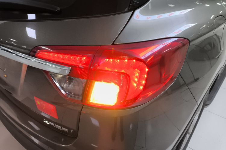 别克 昂科威 2017款 28T 四驱精英型车身外观9