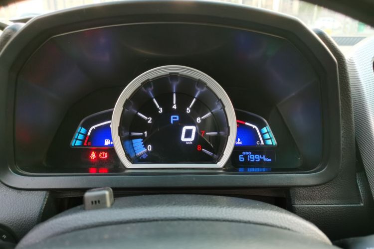 纳智捷 优6 SUV 2015款 1.8T 时尚升级型中控内饰14