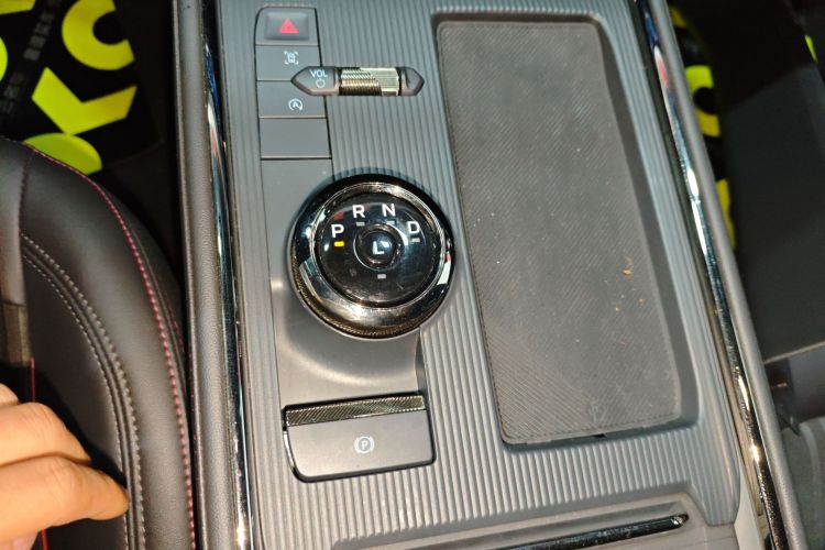 福特 蒙迪欧 2023款 EcoBoost 180 豪华型局部细节18