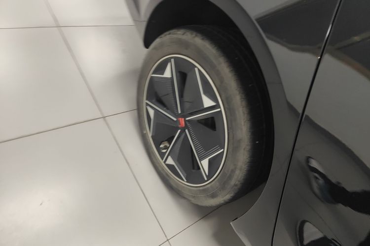 飞凡汽车 飞凡ER6 2021款 新动版 520km 智领版车身外观6008