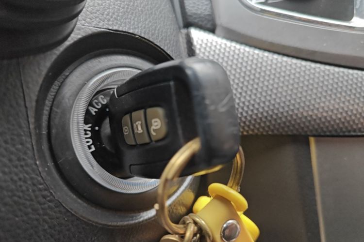 雪佛兰 科帕奇(进口) 2011款 2.4 AT 7座豪华版中控内饰7001