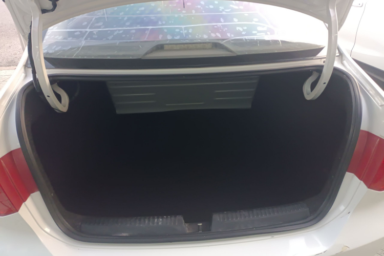 大众 捷达 2015款 质惠版 1.6L 自动时尚型局部细节23