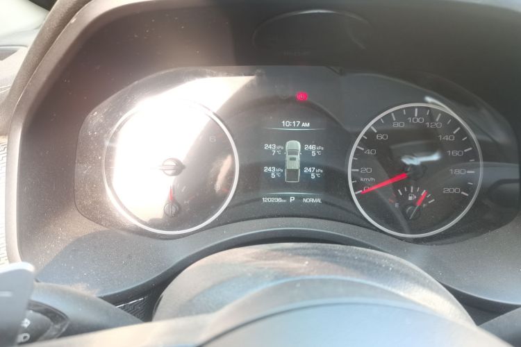 长城 炮 2019款 2.0T自动汽油四驱舒适版GW4C20B中控内饰14