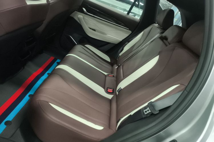 吉利汽车 星越L 2024款 2.0TD 高功自动两驱云起版中控内饰21