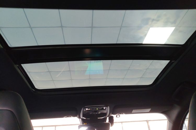 领克03 2023款 2.0TD DCT劲Pro中控内饰22