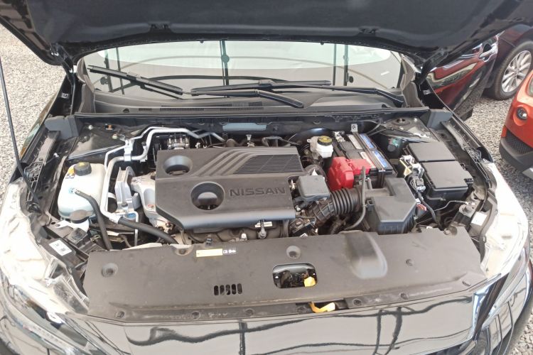 日产 轩逸 2023款 1.6L CVT黑金版机舱底盘24