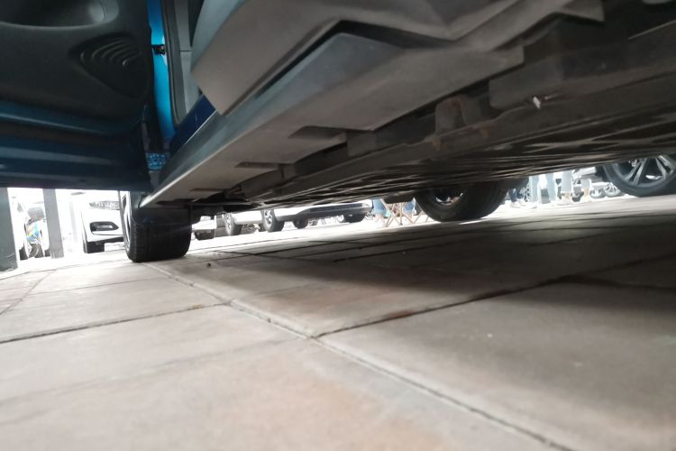 比亚迪 海豚 2021款 401km 骑士版机舱底盘30