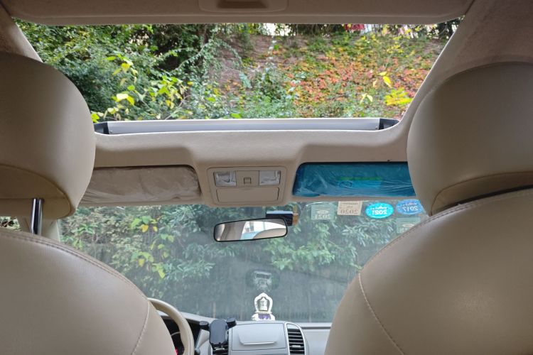 日产 轩逸 2012款 经典 1.6XL 手动豪华版中控内饰22