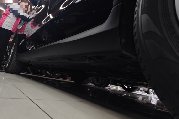 奔驰GLC 2020款 GLC 260 L 4MATIC 动感型局部细节9002