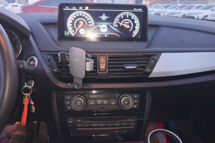 宝马X1 2014款 sDrive18i 领先型局部细节16