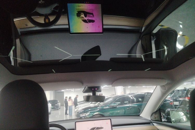 特斯拉 Model Y 2022款 后轮驱动版中控内饰22