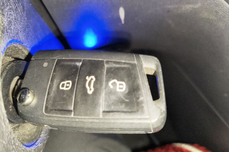 大众 高尔夫·嘉旅 2016款 1.6L 自动舒适型中控内饰11