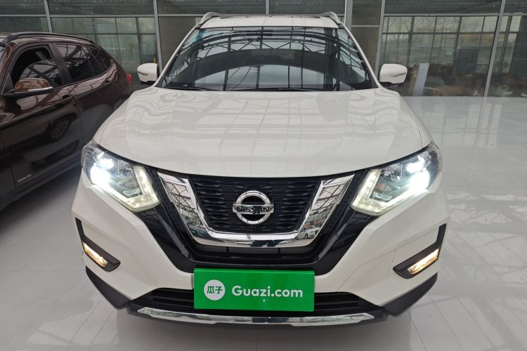 日产 奇骏 2019款 2.0L CVT舒适版 2WD车身外观2