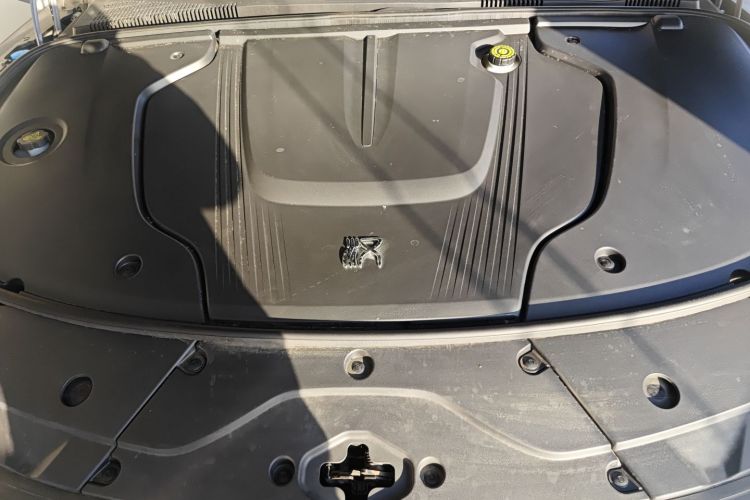 比亚迪 汉 2025款 EV 701KM激光雷达智驾型机舱底盘24