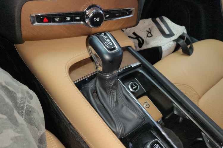 沃尔沃XC90 2018款 T6 智雅版 7座局部细节18