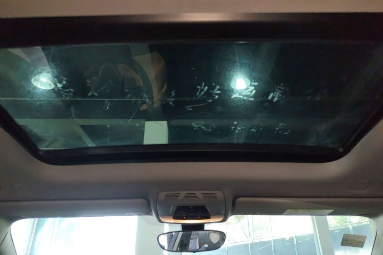 宝马1系 2018款 118i 运动型中控内饰22