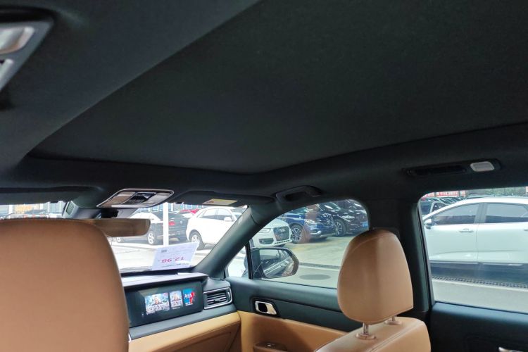 理想汽车 理想ONE 2021款 增程6座版中控内饰22