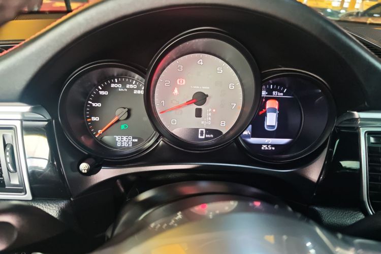 保时捷 2017款  Macan S 3.0T中控内饰14