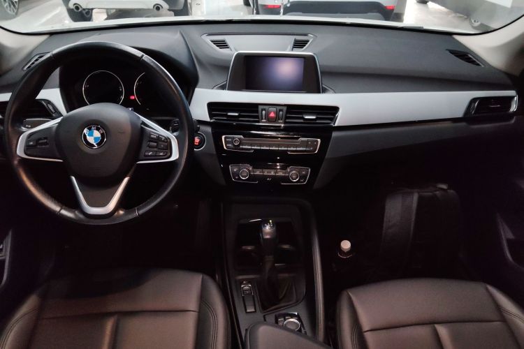 宝马X1 2019款 sDrive20Li 领先型中控内饰7002