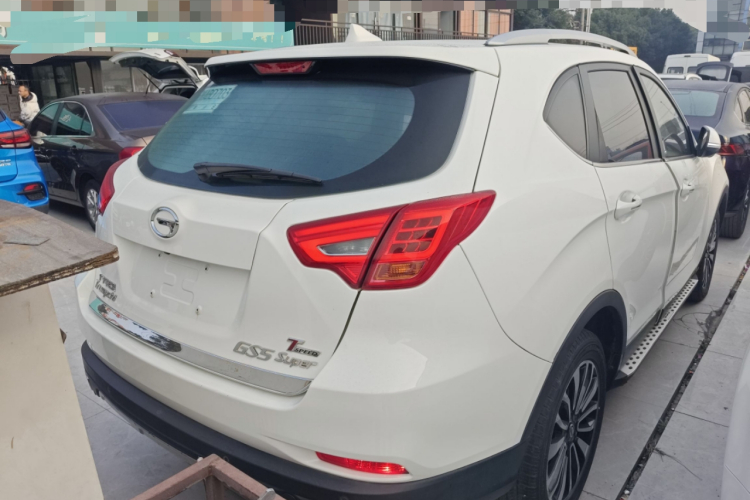 广汽传祺 传祺GS5 Super 2016款 1.8T 自动两驱周年纪念版车身外观6