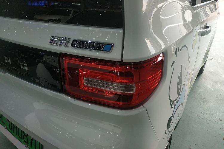 五菱汽车 宏光MINIEV 2022款 轻松款 三元锂车身外观9
