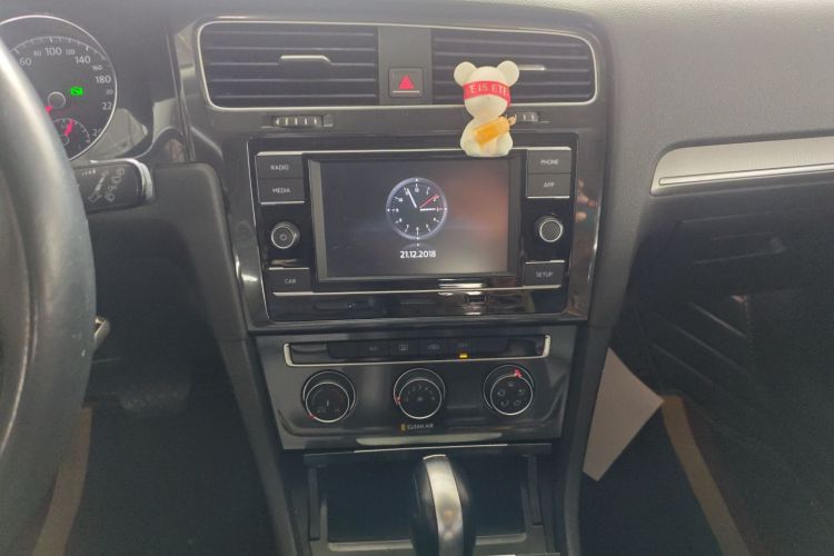 大众 高尔夫 2018款 1.6L 自动舒适型中控内饰16